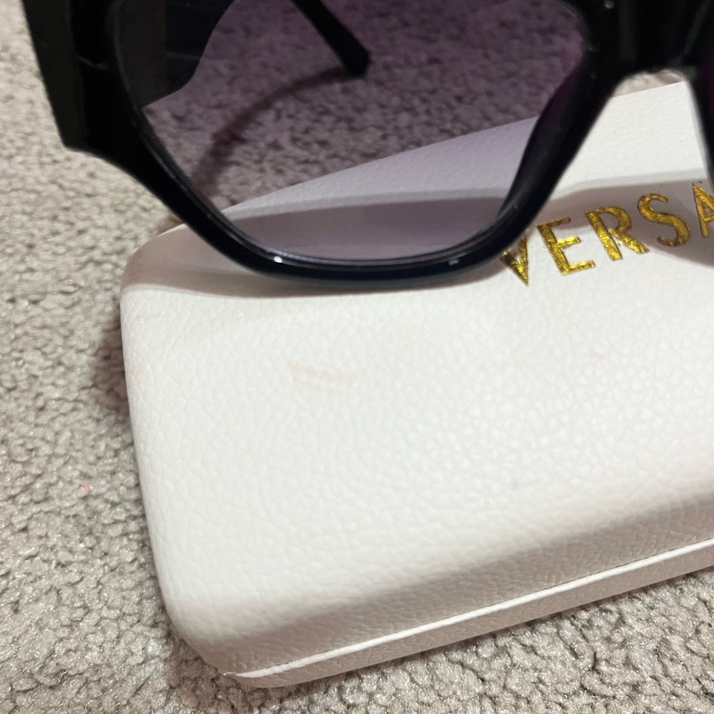 Sold on other site women’s V sunglasses black square designer fashion - Picture 3 of 9
